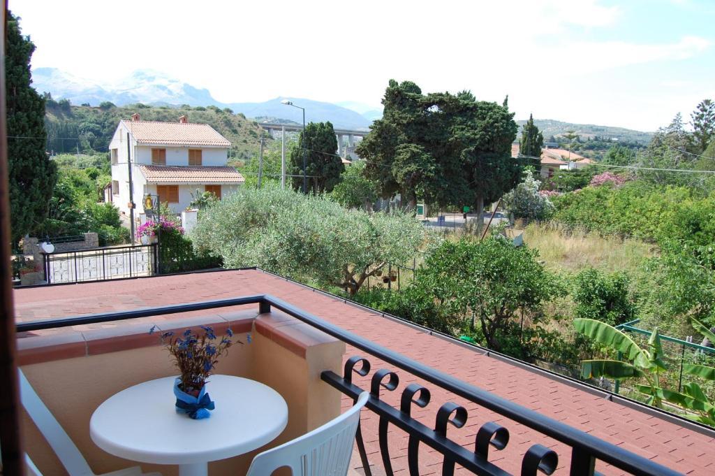 Sunrise Bed & Breakfast Lascari Dış mekan fotoğraf